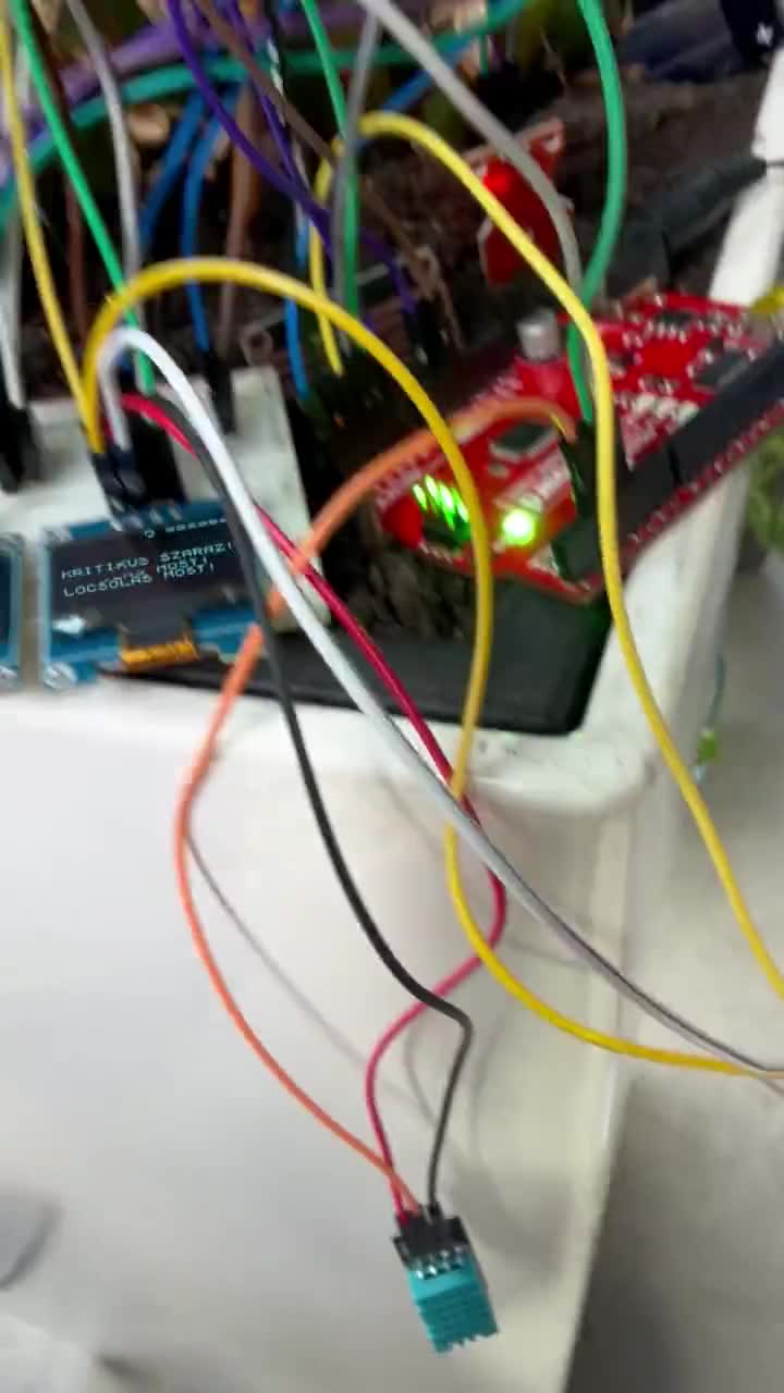 LCD showing live power and force telemetry